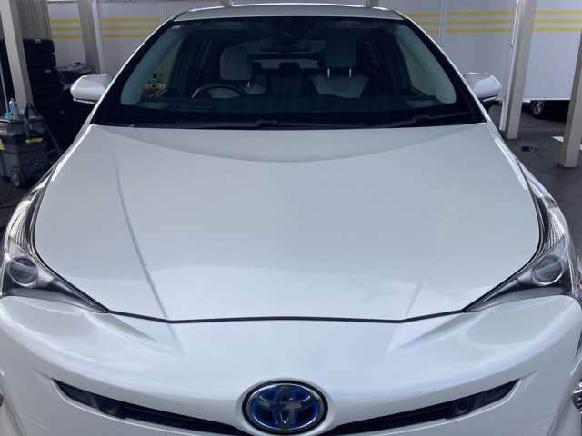 トヨタ プリウス １．８ Ｓ セーフティ プラス Ｅ－ＦＯＵＲ ４ＷＤ H29年 (東北) 99