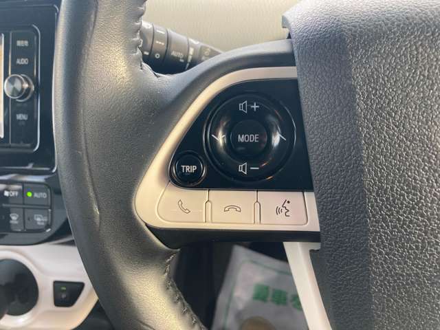 トヨタ プリウス １．８ Ｓ セーフティ プラス Ｅ－ＦＯＵＲ ４ＷＤ H29年 (東北) 99