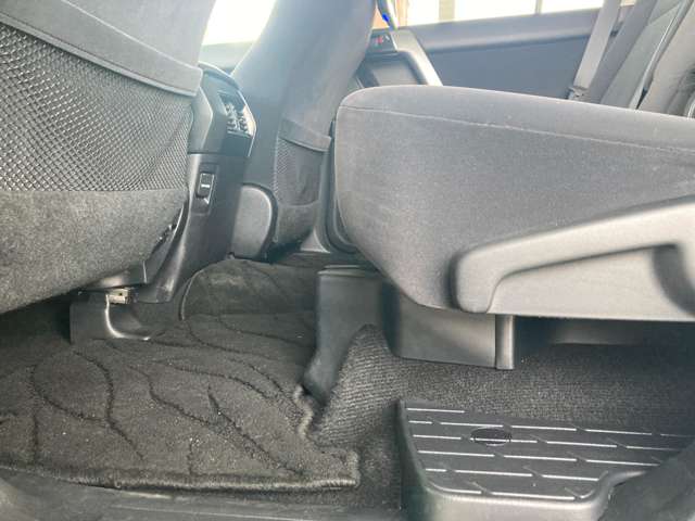 トヨタ ランドクルーザープラド ２．７ ＴＸ ４ＷＤ R2年 (東北) 99