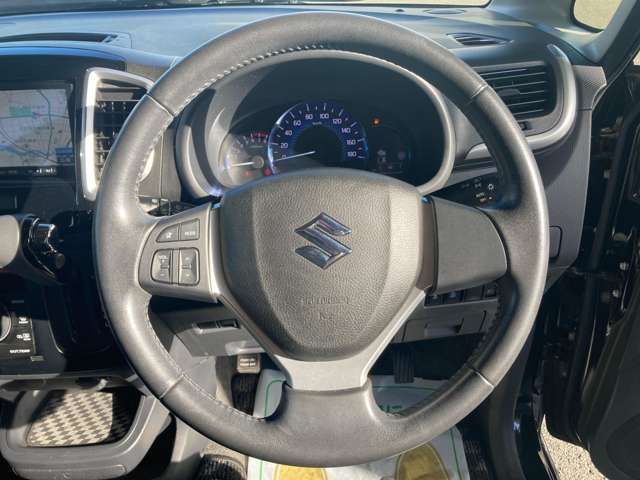 スズキ ソリオ １．２ ブラック＆ホワイトＩＩ－ＤＪＥ ４ＷＤ H26年 (東北) 99