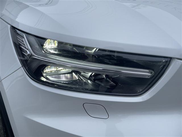 ボルボ ＸＣ４０ Ｔ４ ＡＷＤ Ｒデザイン ４ＷＤ H30年 (東北) 99