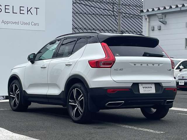 ボルボ ＸＣ４０ Ｔ４ ＡＷＤ Ｒデザイン ４ＷＤ H30年 (東北) 99