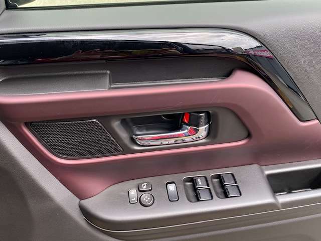 スズキ スペーシア　ギア ６６０ カスタム ハイブリッド ＸＳターボ ４ＷＤ R6年 (東北) 99