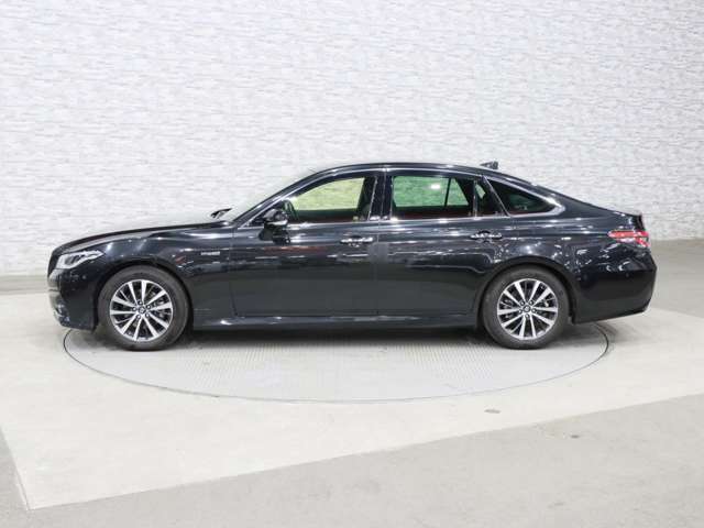 トヨタ クラウン　ハイブリッド ハイブリッド ２．５ Ｇ H30年 (関東) 99