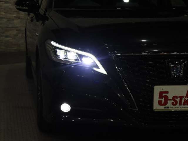 トヨタ クラウン　ハイブリッド ハイブリッド ２．５ Ｇ H30年 (関東) 99