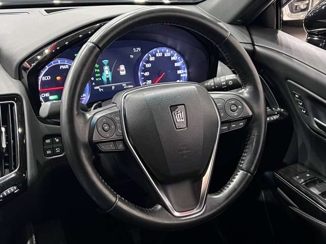 トヨタ クラウン　ハイブリッド ハイブリッド ２．５ Ｇ H30年 (関東) 99