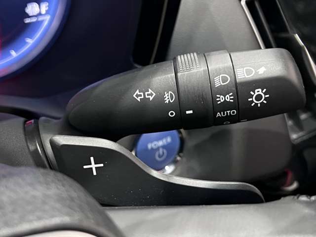 トヨタ クラウン　ハイブリッド ハイブリッド ２．５ Ｇ H30年 (関東) 99