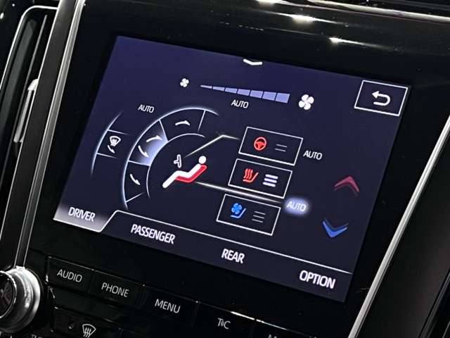 トヨタ クラウン　ハイブリッド ハイブリッド ２．５ Ｇ H30年 (関東) 99