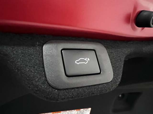 トヨタ クラウン　クロスオーバー　ハイブリッド ２．５ Ｇ アドバンスト レザー パッケージ Ｅ－ＦＯＵＲ ４ＷＤ R4年 (関東) 99