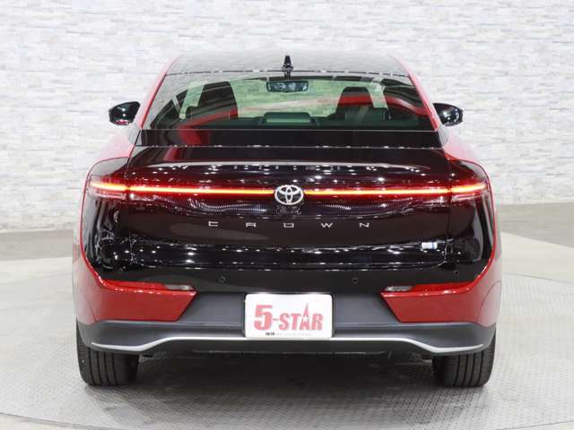 トヨタ クラウン　クロスオーバー　ハイブリッド ２．５ Ｇ アドバンスト レザー パッケージ Ｅ－ＦＯＵＲ ４ＷＤ R4年 (関東) 99