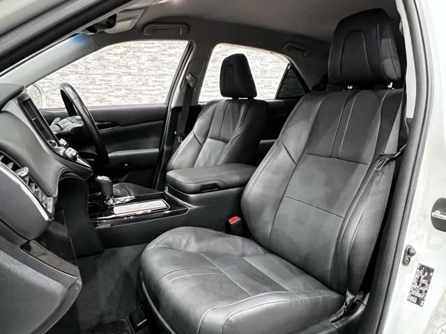 トヨタ クラウン　ハイブリッド ハイブリッド ２．５ Ｇ H28年 (関東) 99