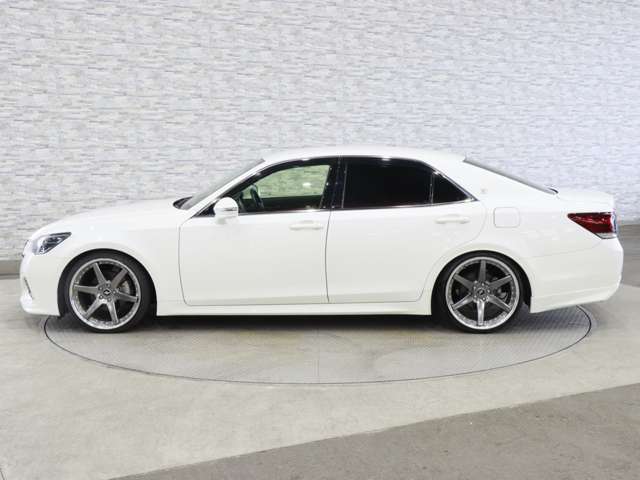 トヨタ クラウンアスリート ２．０－Ｔ H28年 (関東) 99