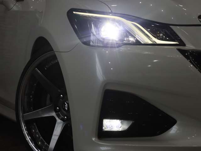 トヨタ クラウンアスリート ２．０－Ｔ H28年 (関東) 99