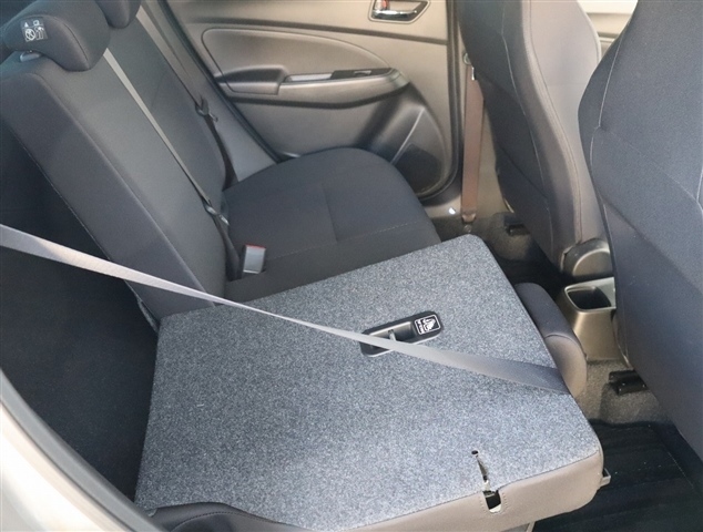 スズキ スイフト スポーツ １．４ R2年 (関東) 99