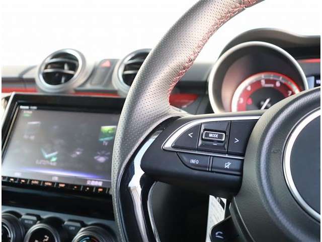 スズキ スイフト スポーツ １．４ R2年 (関東) 99