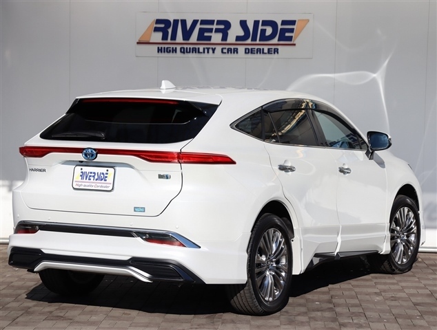 トヨタ ハリアー　ハイブリッド ２．５ ハイブリッド Ｚ レザーパッケージ R6年 (関東) 99