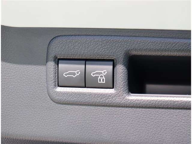 トヨタ ハリアー　ハイブリッド ２．５ ハイブリッド Ｚ レザーパッケージ R6年 (関東) 99