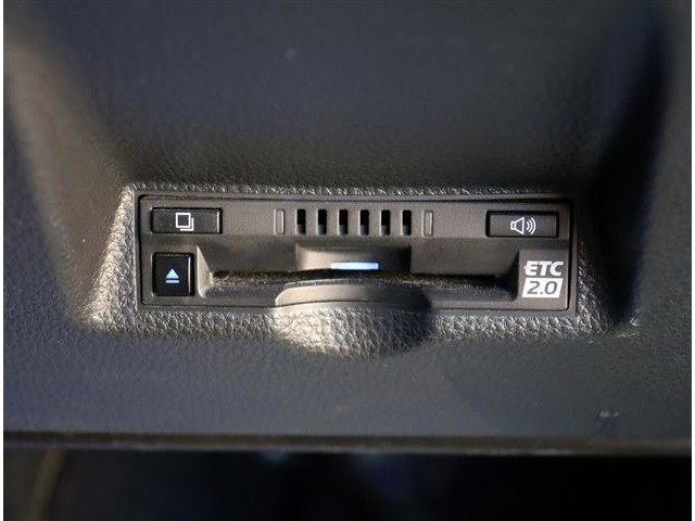 トヨタ ヤリスクロス　ハイブリッド １．５ ハイブリッド Ｚ R4年 (関東) 99