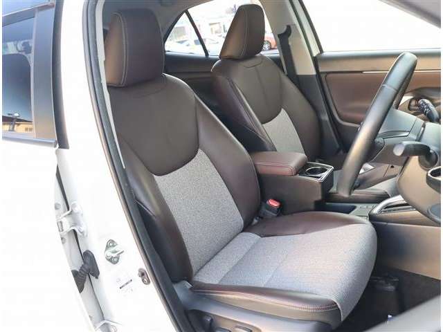 トヨタ ヤリスクロス　ハイブリッド １．５ ハイブリッド Ｚ R4年 (関東) 99