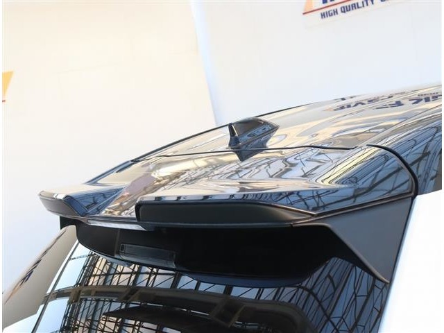 トヨタ ヤリスクロス　ハイブリッド １．５ ハイブリッド Ｚ R4年 (関東) 99