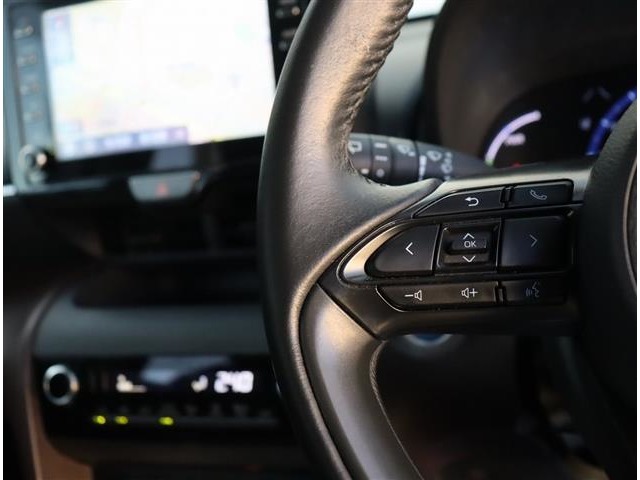 トヨタ ヤリスクロス　ハイブリッド １．５ ハイブリッド Ｚ R4年 (関東) 99