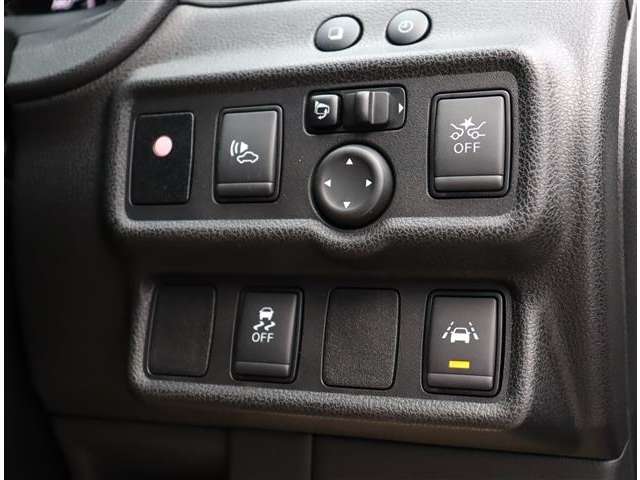 日産 ノート １．２ Ｅ－ＰＯＷＥＲ ＮＩＳＭＯ H30年 (関東) 99