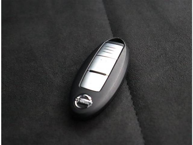 日産 ノート １．２ Ｅ－ＰＯＷＥＲ ＮＩＳＭＯ H30年 (関東) 99