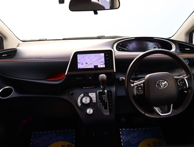 トヨタ シエンタ　ハイブリッド ハイブリッド １．５ Ｇ クエロ H29年 (関東) 99