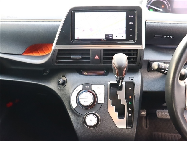 トヨタ シエンタ　ハイブリッド ハイブリッド １．５ Ｇ クエロ H29年 (関東) 99