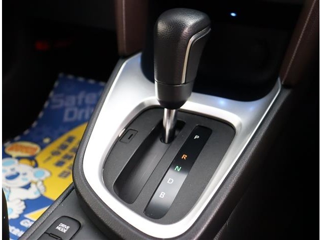 トヨタ ヤリスクロス　ハイブリッド １．５ ハイブリッド Ｚ R4年 (関東) 99