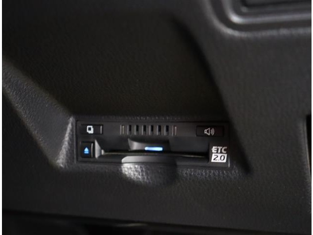 トヨタ ヤリスクロス　ハイブリッド １．５ ハイブリッド Ｚ R4年 (関東) 99