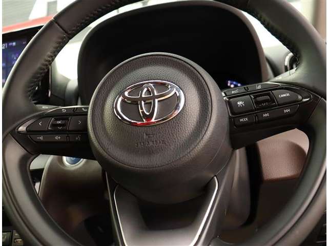 トヨタ ヤリスクロス　ハイブリッド １．５ ハイブリッド Ｚ R4年 (関東) 99