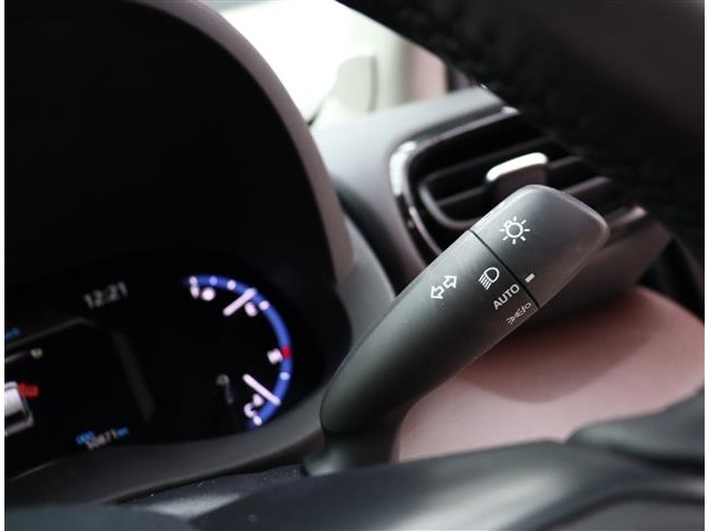 トヨタ ヤリスクロス　ハイブリッド １．５ ハイブリッド Ｚ R4年 (関東) 99