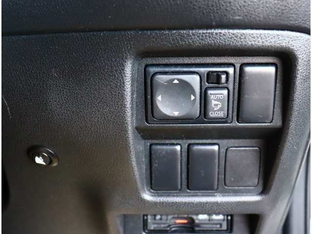 日産 ジューク １．５ １５ＲＸ アーバンセレクション H23年 (関東) 99