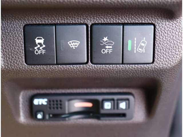 ホンダ フリード　ハイブリッド １．５ ハイブリッド Ｇ H30年 (関東) 99