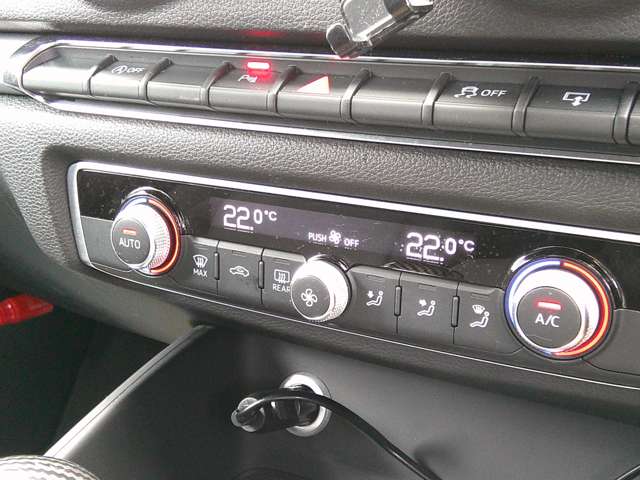 アウディ Ａ３　スポーツバック １．４　ＴＦＳＩ H29年 (関東) 99