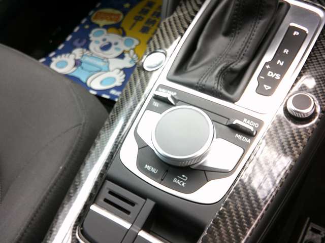 アウディ Ａ３　スポーツバック １．４　ＴＦＳＩ H29年 (関東) 99