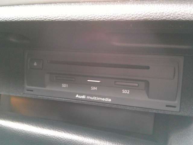 アウディ Ａ３　スポーツバック １．４　ＴＦＳＩ H29年 (関東) 99