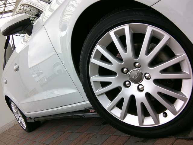 アウディ Ａ３　スポーツバック １．４　ＴＦＳＩ H29年 (関東) 99