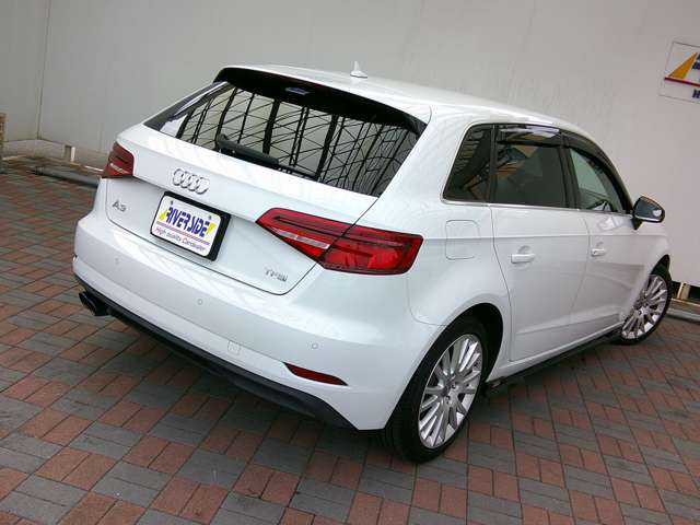 アウディ Ａ３　スポーツバック １．４　ＴＦＳＩ H29年 (関東) 99