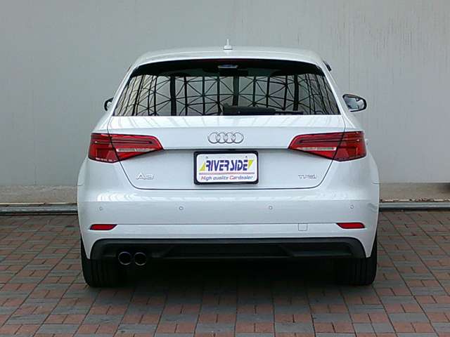 アウディ Ａ３　スポーツバック １．４　ＴＦＳＩ H29年 (関東) 99