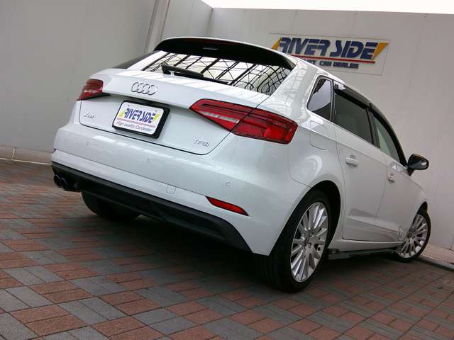 アウディ Ａ３　スポーツバック １．４　ＴＦＳＩ H29年 (関東) 99