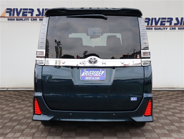 トヨタ ヴォクシー ２．０ ＺＳ 煌ＩＩＩ R3年 (関東) 99