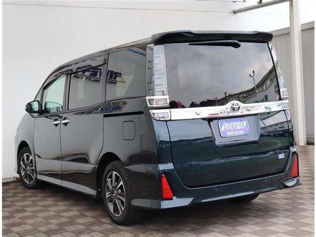 トヨタ ヴォクシー ２．０ ＺＳ 煌ＩＩＩ R3年 (関東) 99