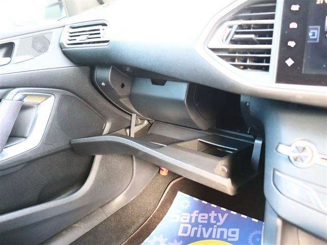 プジョー ３０８ ＧＴライン H29年 (関東) 99