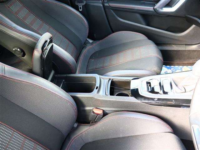 プジョー ３０８ ＧＴライン H29年 (関東) 99