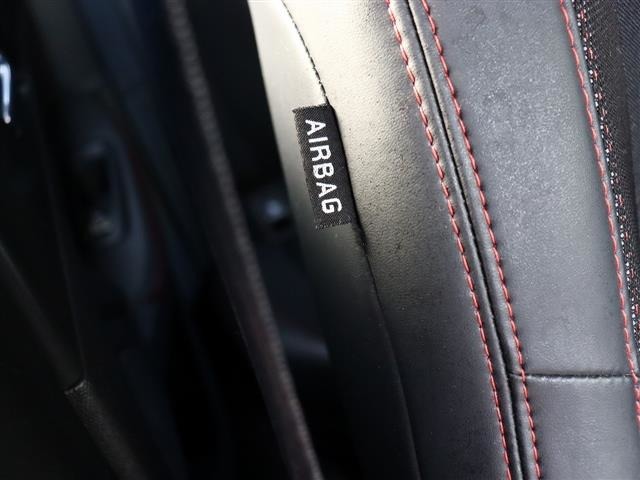 プジョー ３０８ ＧＴライン H29年 (関東) 99