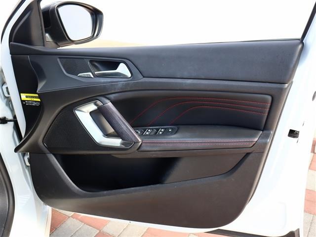 プジョー ３０８ ＧＴライン H29年 (関東) 99