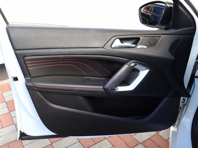 プジョー ３０８ ＧＴライン H29年 (関東) 99