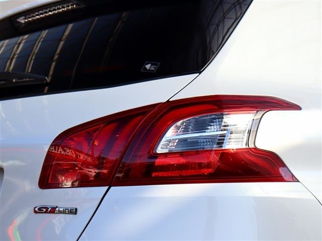 プジョー ３０８ ＧＴライン H29年 (関東) 99